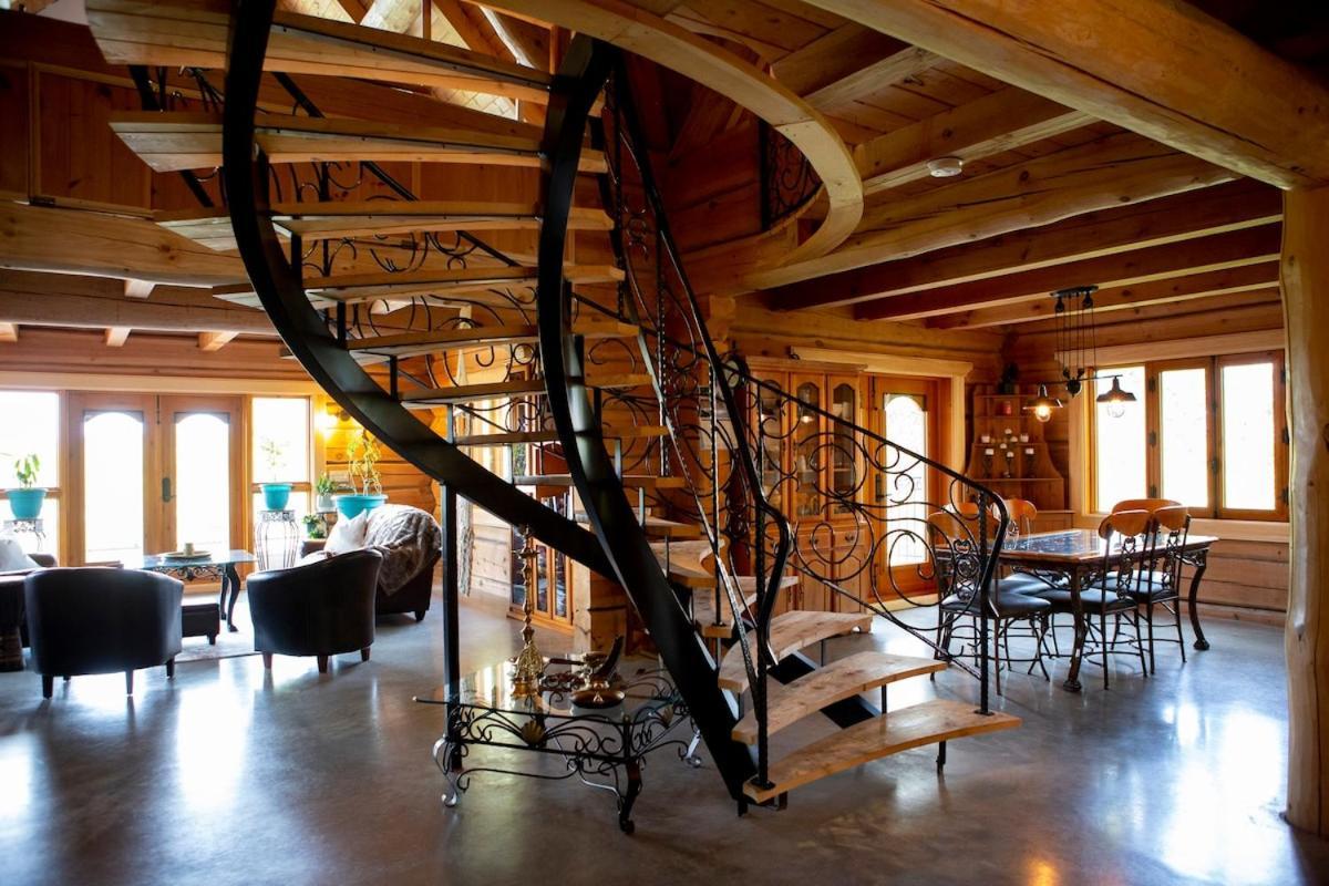 Hebergement "La Maison En Bois Rond" Sainte-Marie Oda fotoğraf